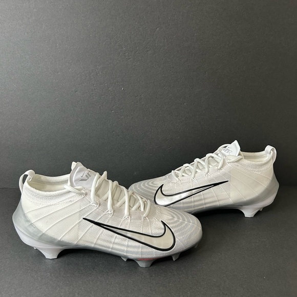 Nike Zoom Air Vapor Elite 1 Football Cleats Style FB3288-100 Men's Size 10 - Picture 1 of 8
